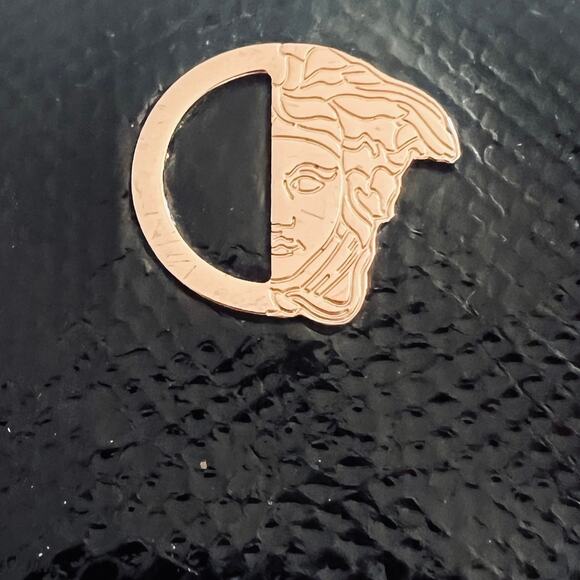 Authentic VERSACE Gold Half Medusa Logo Black Leather Long Zip Around Wallet - Picture 3 of 6